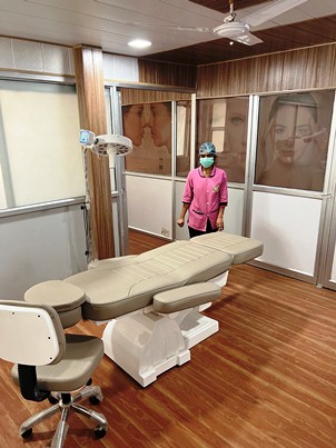 maa saraswati hospital in mathura, best eye hospital in mathura, eye hospital in mathura, orthopedic hospital in mathura, dental hospital in mathura, best gynae  hospital in  mathura, gynecology hospital in  mathura