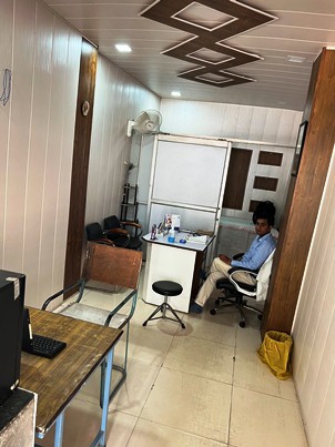maa saraswati hospital in mathura, best eye hospital in mathura, eye hospital in mathura, orthopedic hospital in mathura, dental hospital in mathura, best gynae  hospital in  mathura, gynecology hospital in  mathura