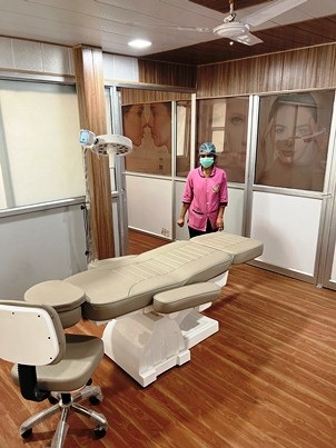 maa saraswati hospital in mathura, best eye hospital in mathura, eye hospital in mathura, orthopedic hospital in mathura, dental hospital in mathura, gynae  hospital in  mathura